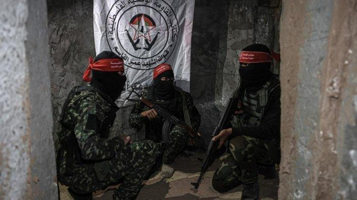 Pejuang Hamas Baku Tembak