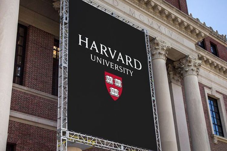 Universitas Harvard Tolak Tuntutan Trump